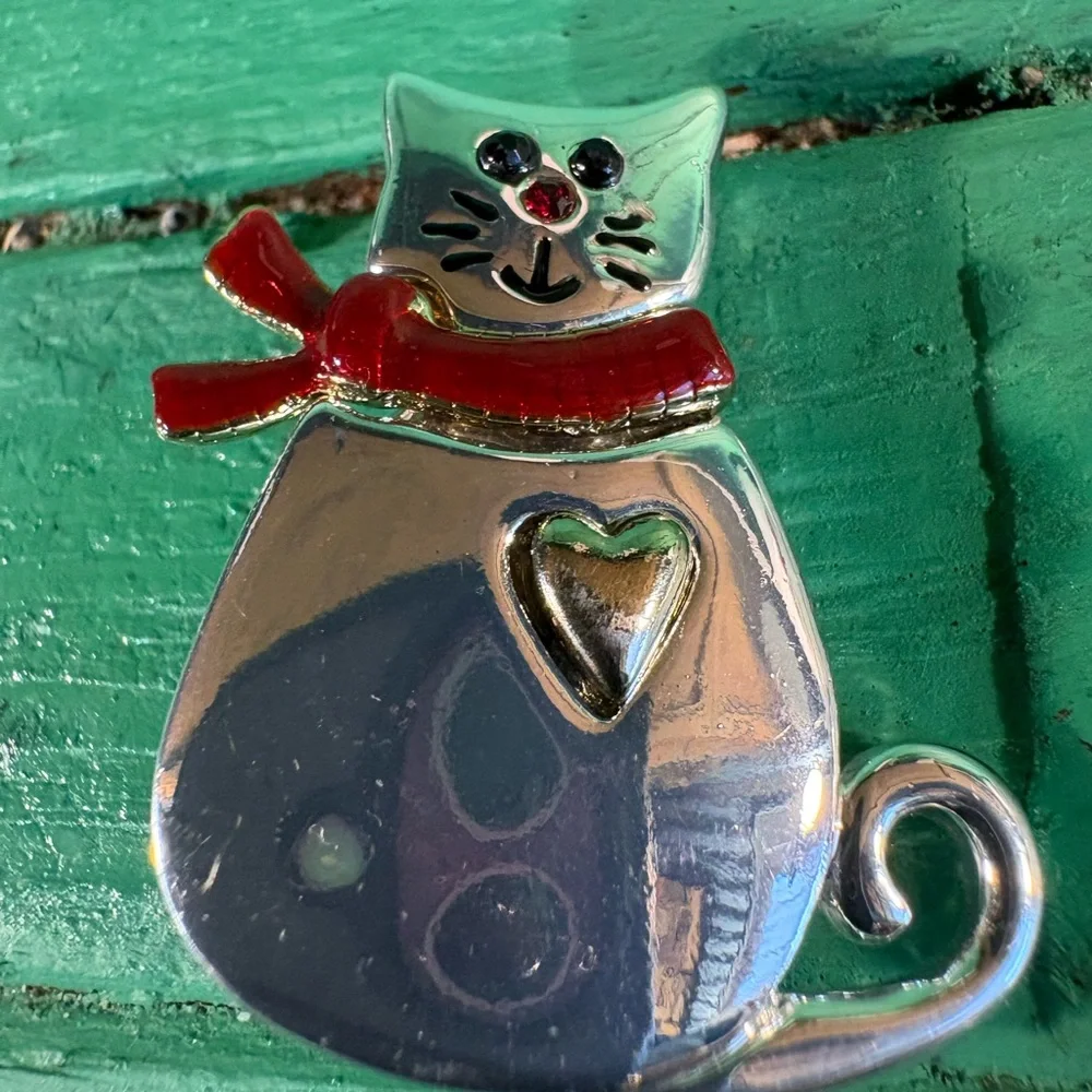 Charming Silver Cat Brooch with Red Scarf